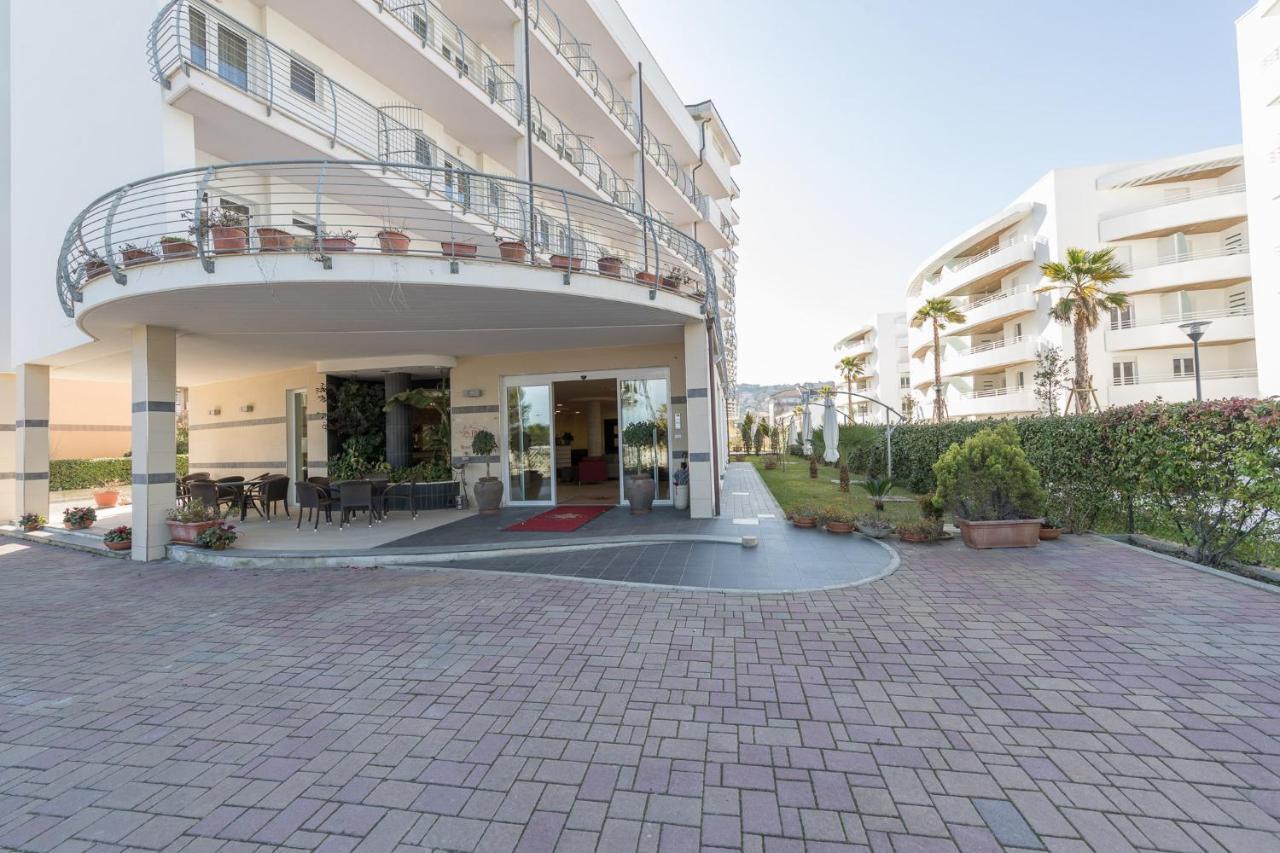 Hotel La Ninfea Montesilvano Marina 외부 사진