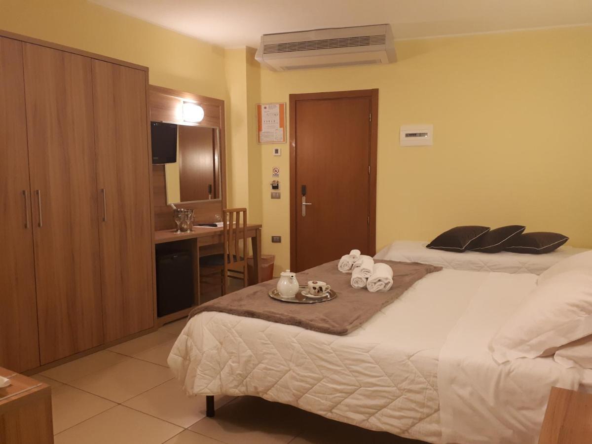 Hotel La Ninfea Montesilvano Marina 외부 사진